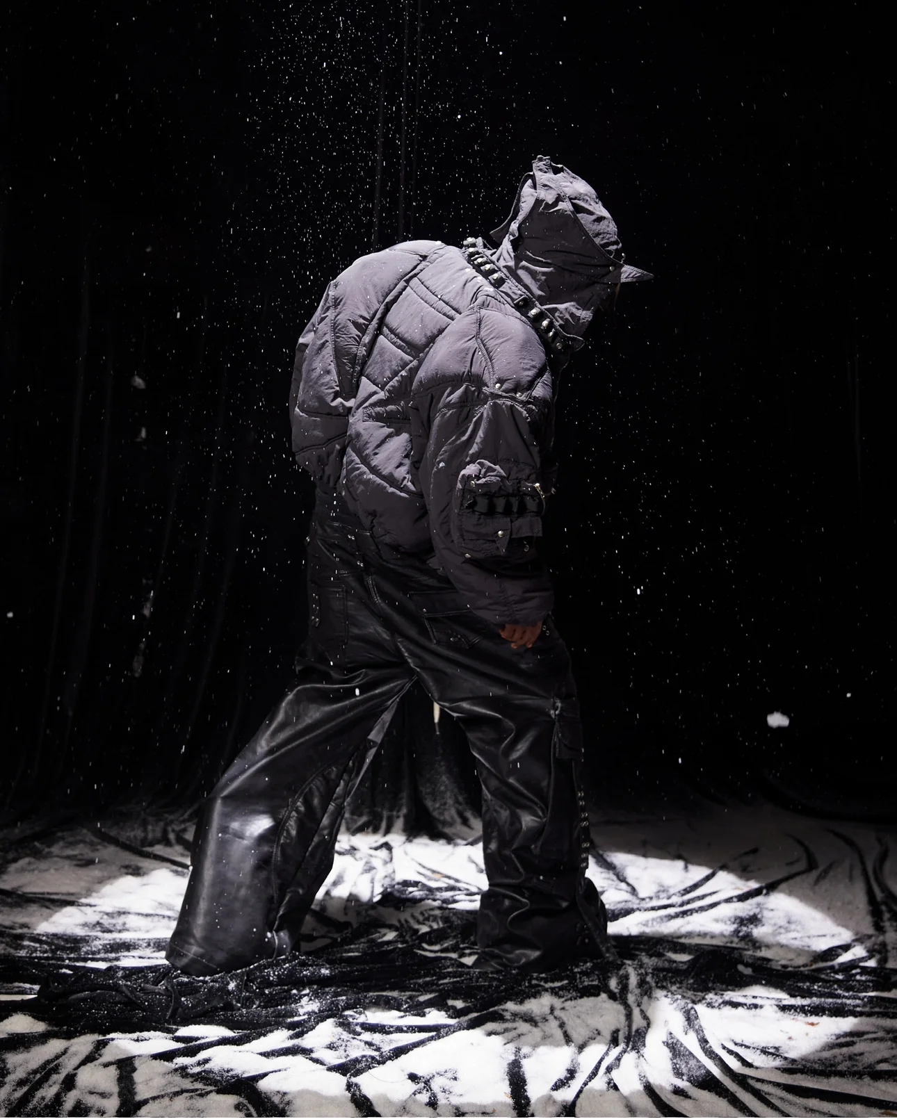 COZY CHAOS BLACK REVERSIBLE BOMBER JACKET - Image 2