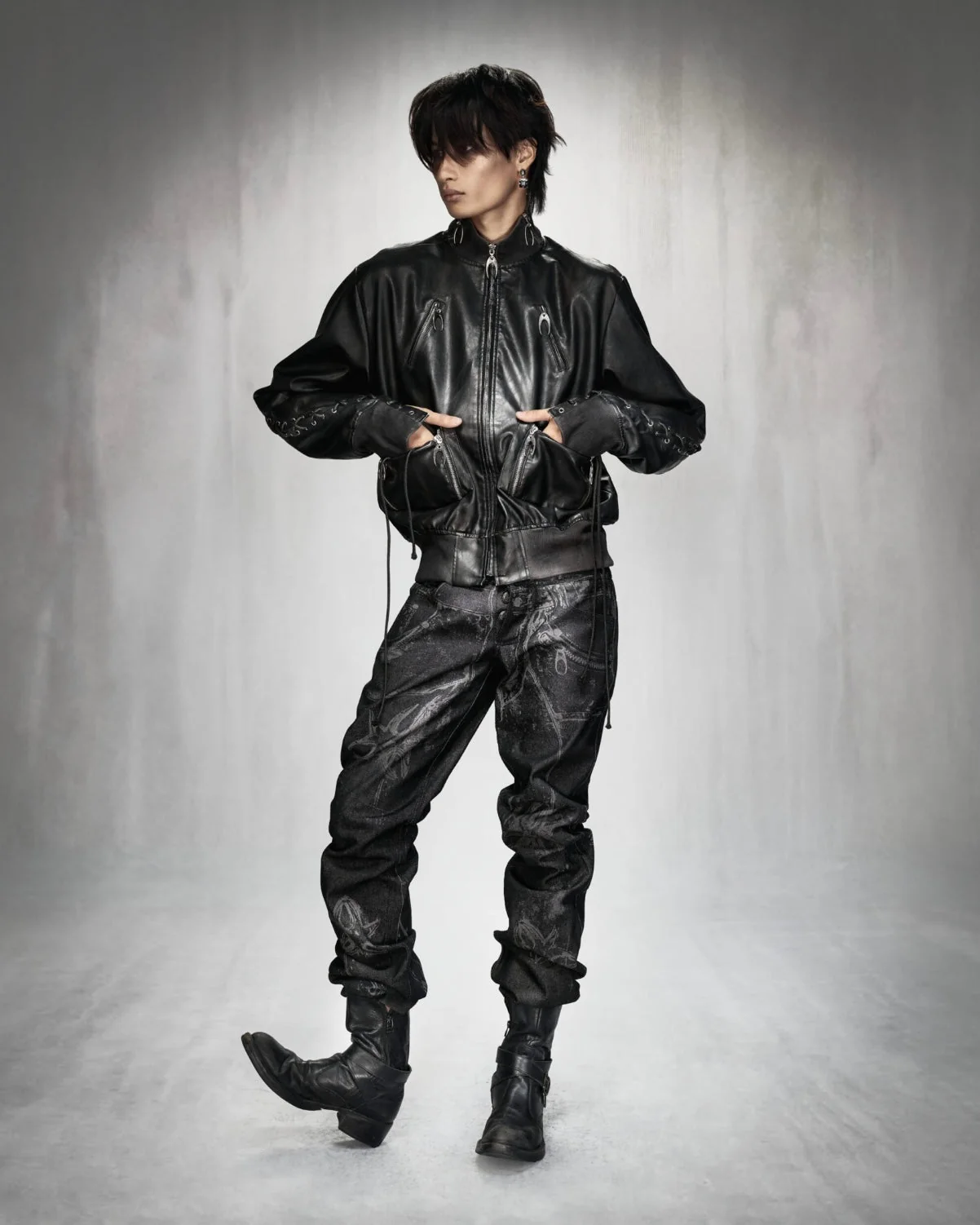 MDC STITCH BLACK BOMBER - Image 6