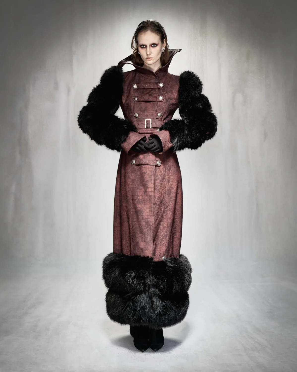 SCARLET GOWN - Image 4