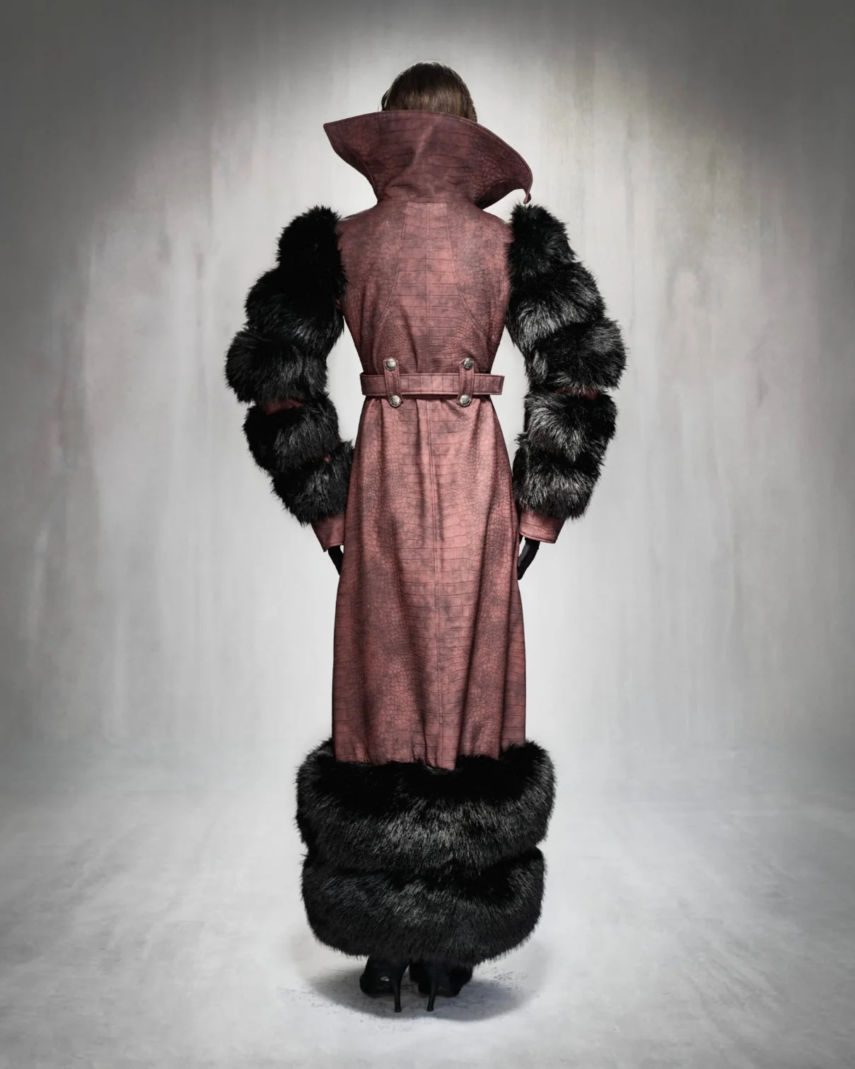 SCARLET GOWN - Image 5